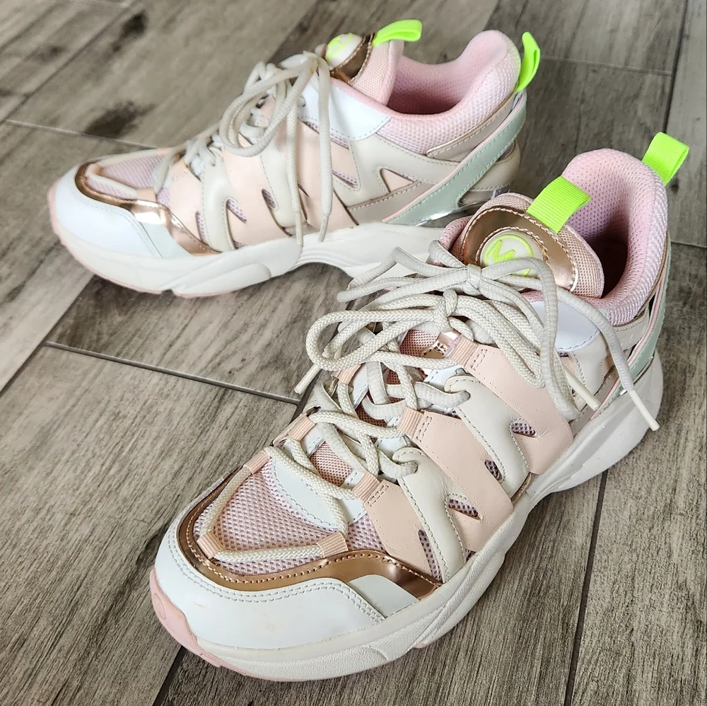 Michael Kors Hero Leather and Mesh Trainer Sneakers Tennis Shoe Cream Multi 8M